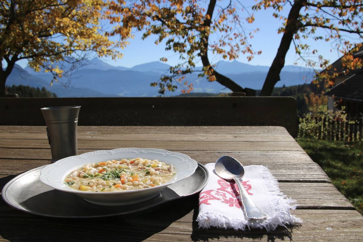 zuppa d'orzo alto adige, autunno